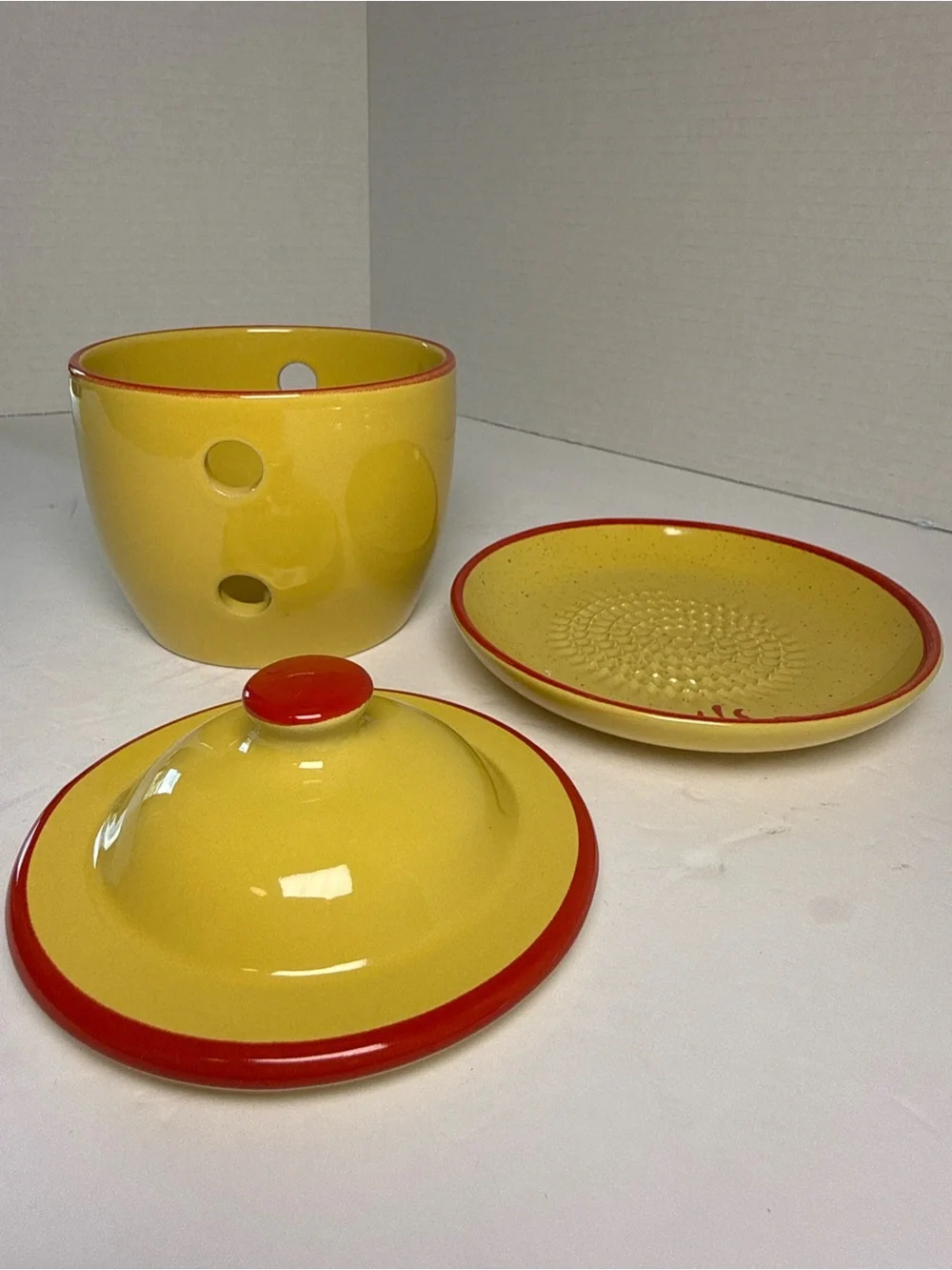 N/A bright yellow